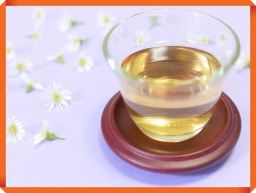 ジャスミン茶と白い花