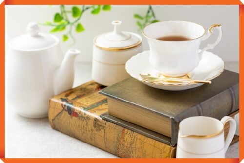 紅茶の道具と本